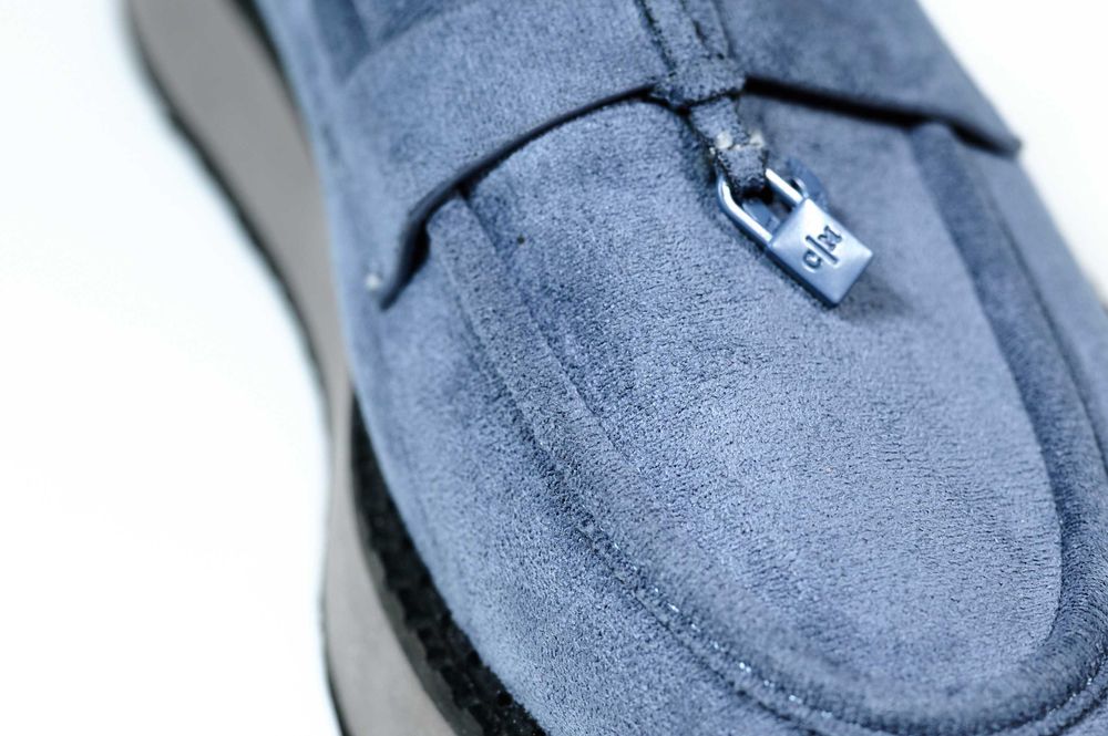 Туфли лоферы новые