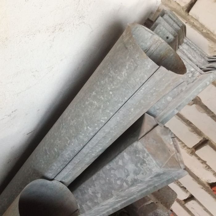 Водостоки и желоба из оцинковки