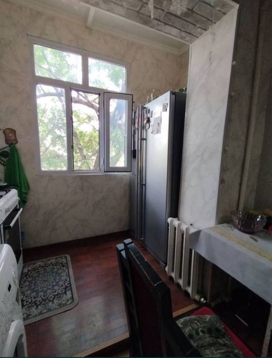 Новомосковская 1/4/5 Кирпич Срочно 30квм