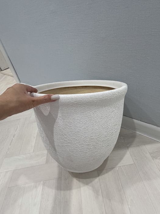 Продам горшок для цветов
