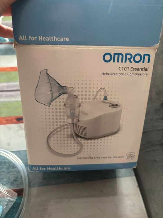 Aparat aerosol cu compresor Omron c101