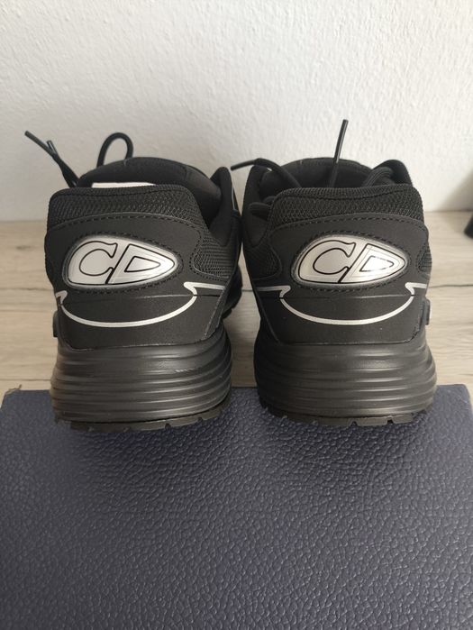 Dior B30, номер 43 EU – черни, нови с пълен комплект