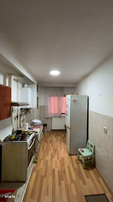 Apartament cu 3  camere de vanzare in Blaj
