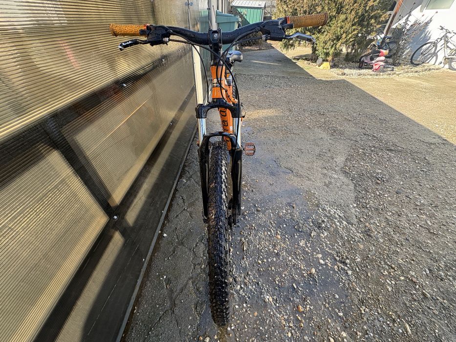 Vand carrera vengeange 2021 ; pret negociabil