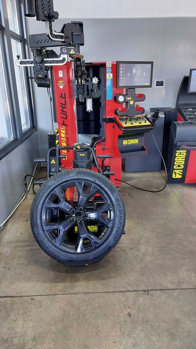 CORGHI - Artiglio Master Force - монтаж/демонтаж безконтактен робот