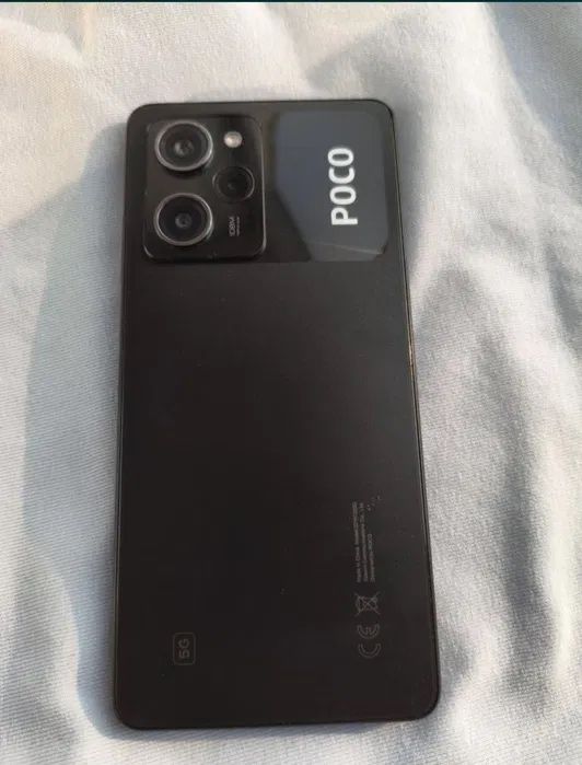 продам Poco x5 pro на запчасти