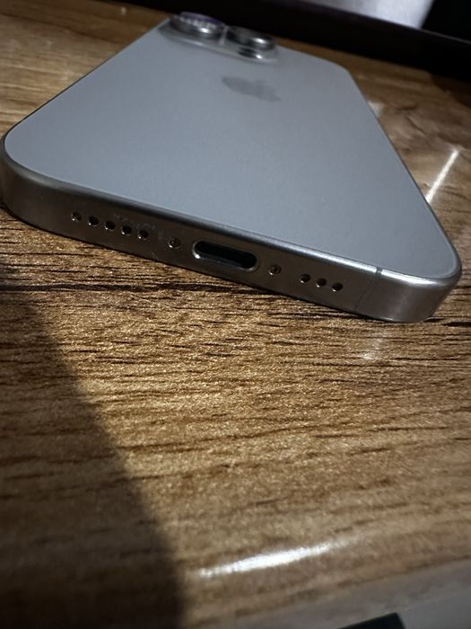 Iphone 15 pro 256 G