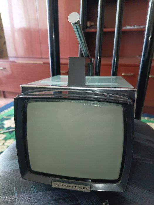 Продам телевизор