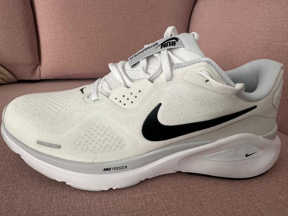 Оригинальные кроссовки nike