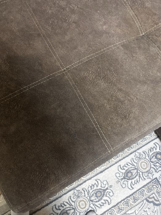 Продается диван в хорошем состлянии