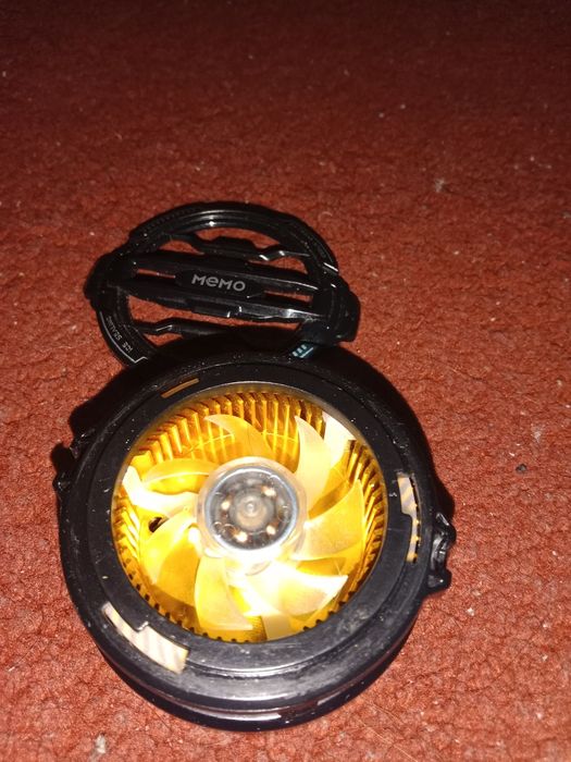 Охлаждающий кулер для телефона