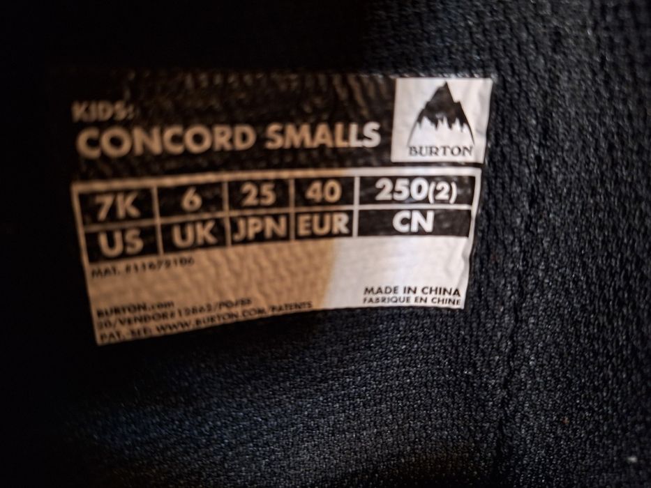 Сноуборд обувки Вurton 40 НОМЕР.Чисто нови .