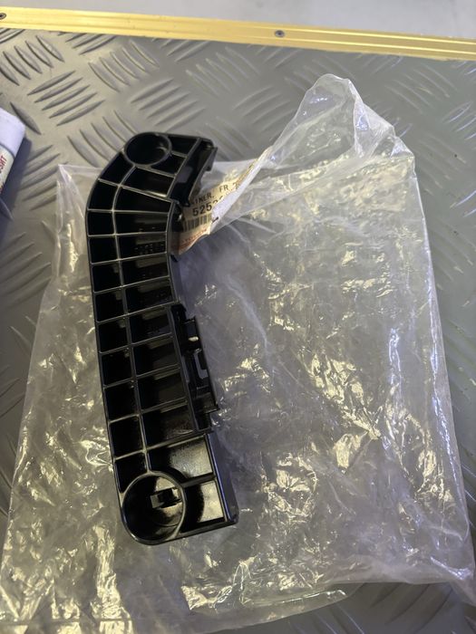 Крепление бамперов камри 50 королла