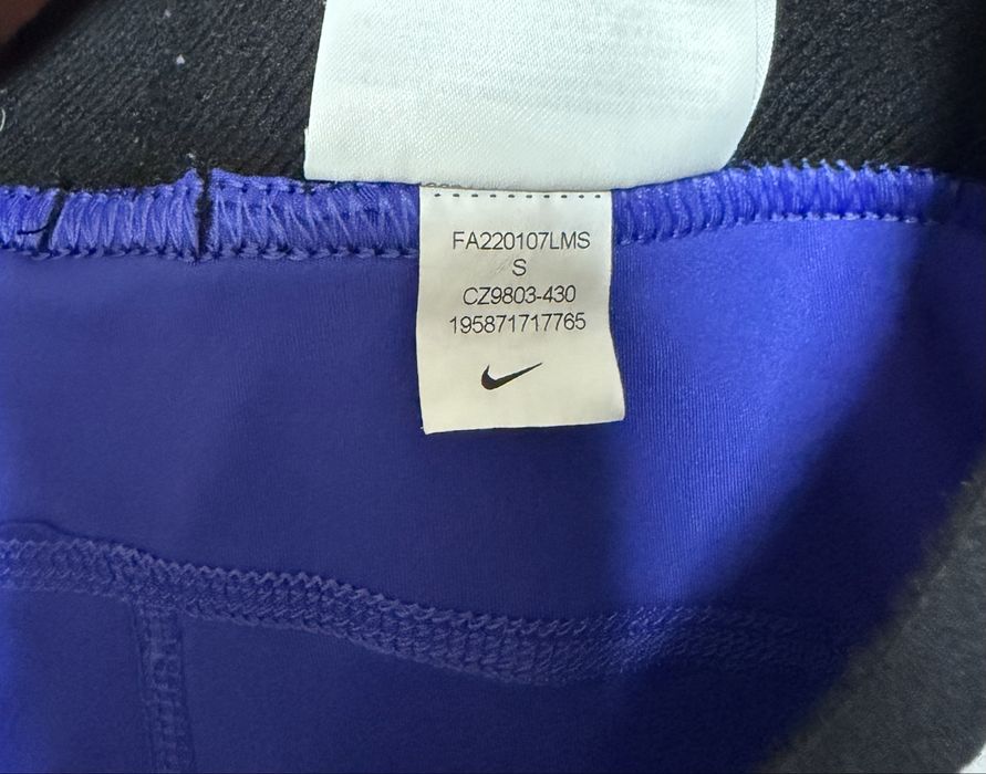 Nike Pro дамски клин