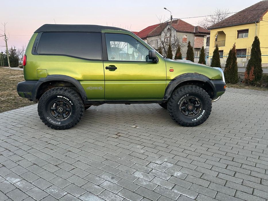 Nissan terrano 2.4 benzina