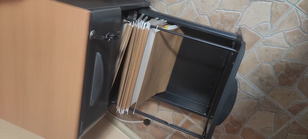 Рафтове за стена и други