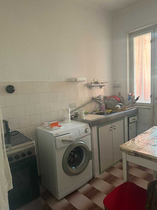 Продава се Тристаен апартамент в Шумен, Добруджански - 76 кв.м за 1040 €/кв.м - Снимка #4