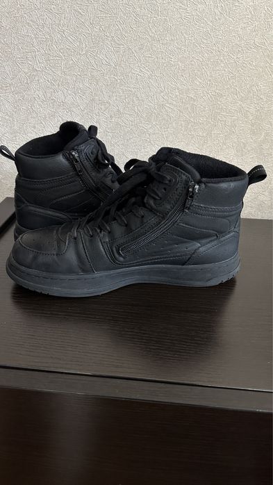 Ботинки ZARA 39 размер демисезонные