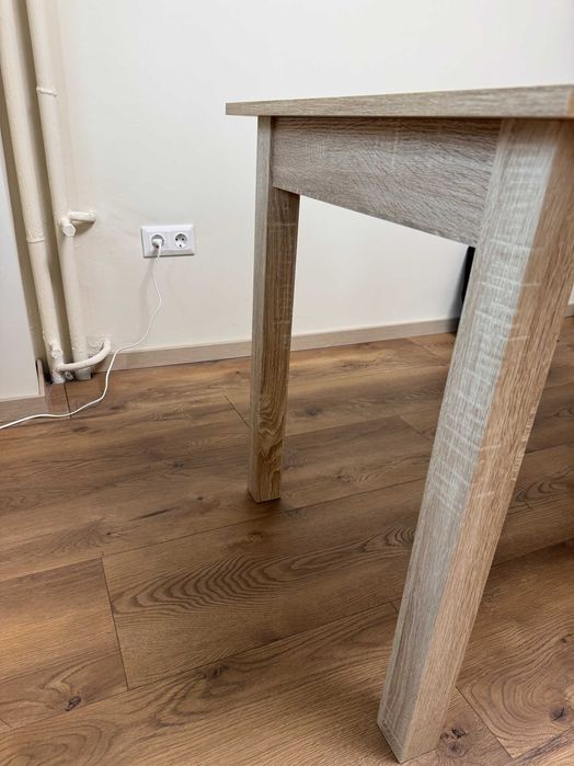 Дървена разтегателна маса