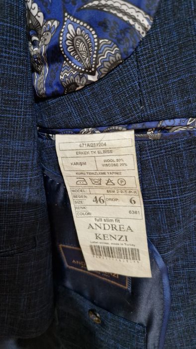 Мужской костюм тройка