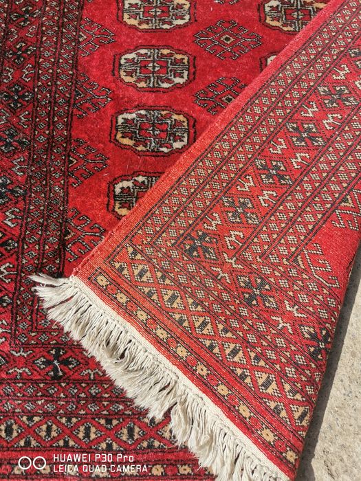 Ръчно Тъкан Оригинален Персийски Вълнен Килим