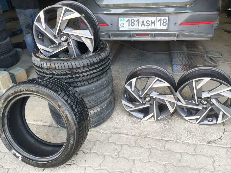 Продам шины 225/45 R17