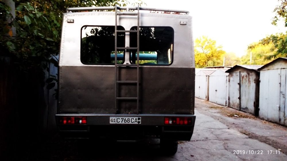 Вахтовый автобус ГАЗ-66-96