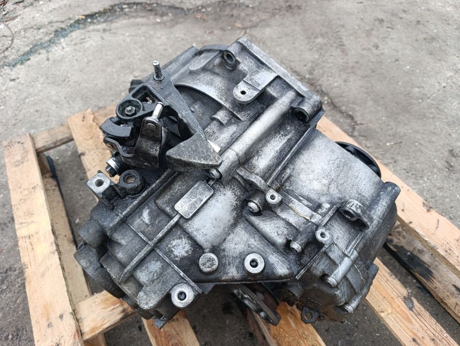 Скоростна кутия Фолксваген Голф 2.0  дизел 140 кс / VW 2.0 D