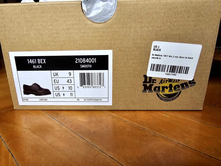 Нови обувки Dr. Martens 1461 Bex