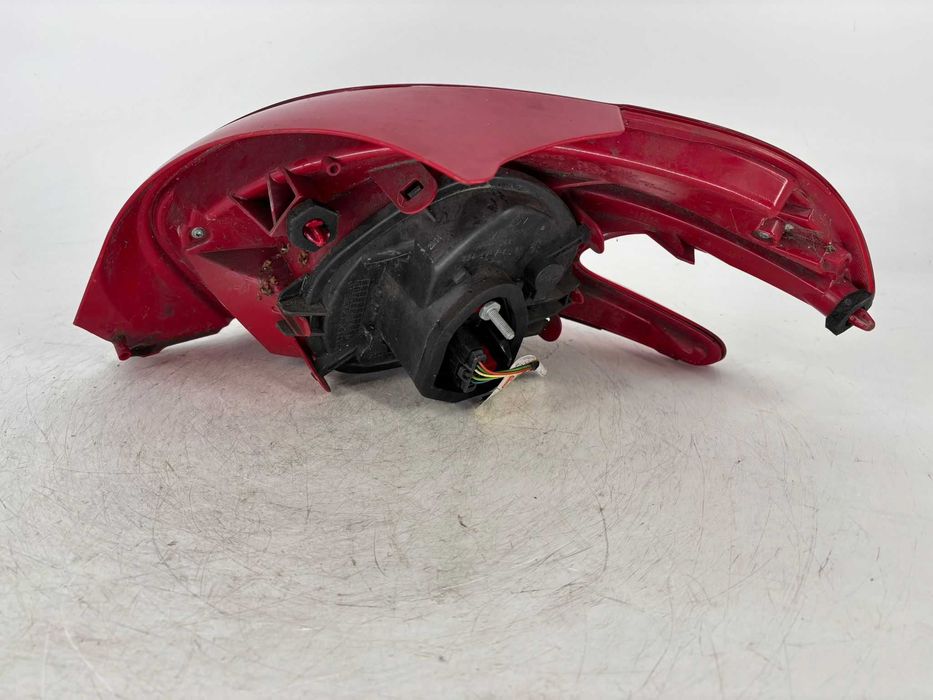 Stop stanga/dreapta Peugeot 208 an 2014