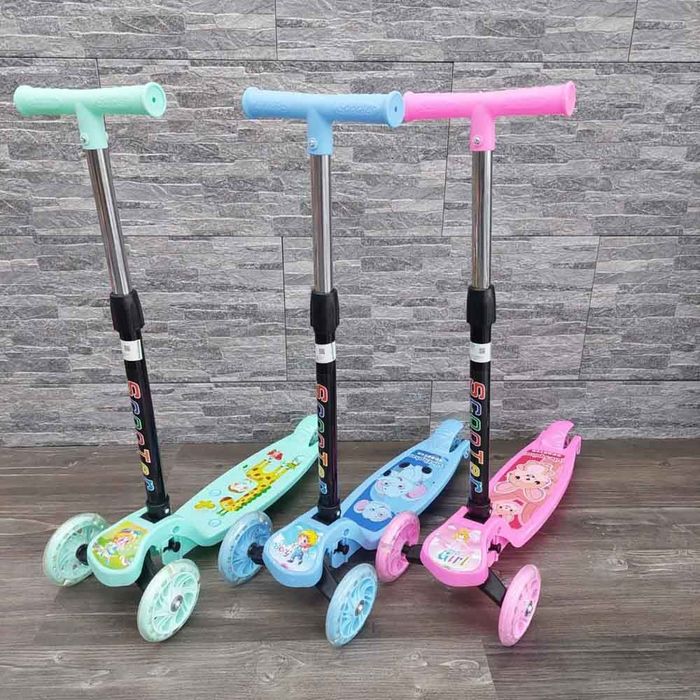 Детска Тротинетка Светещи Колела