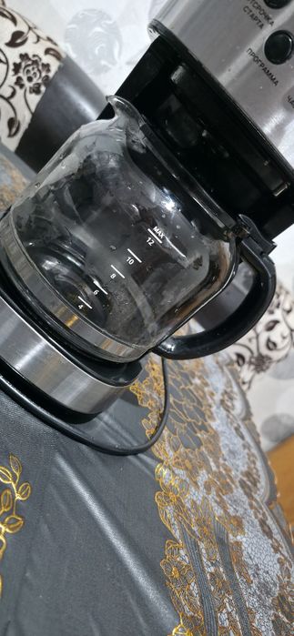 Продам кофеварку