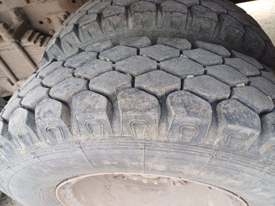 КамАЗ двухмостовый .