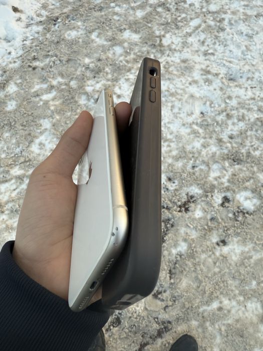 Iphone 11 в идеалном состояние 77%