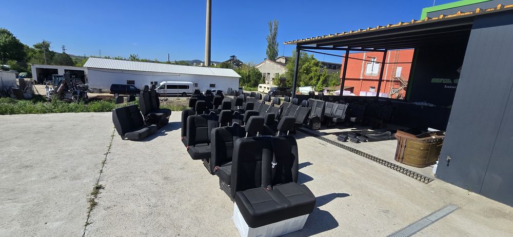 Продават се w906 w907