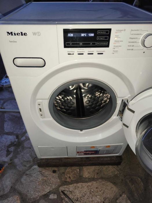 Miele WMG 120 WPS Пералня