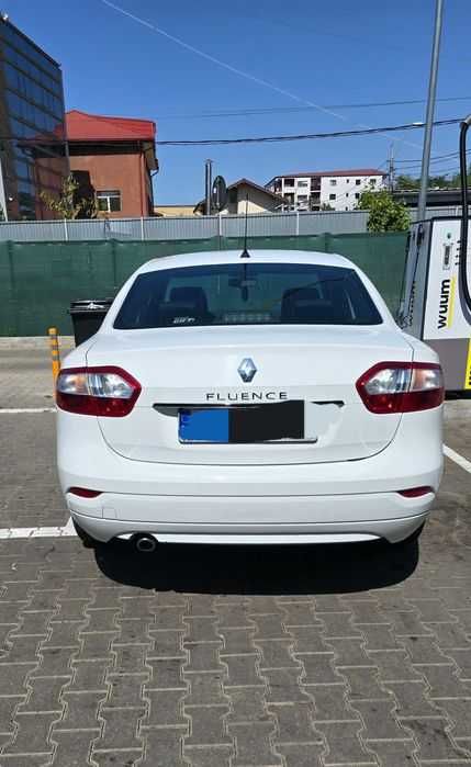 Vând Renault Fluence