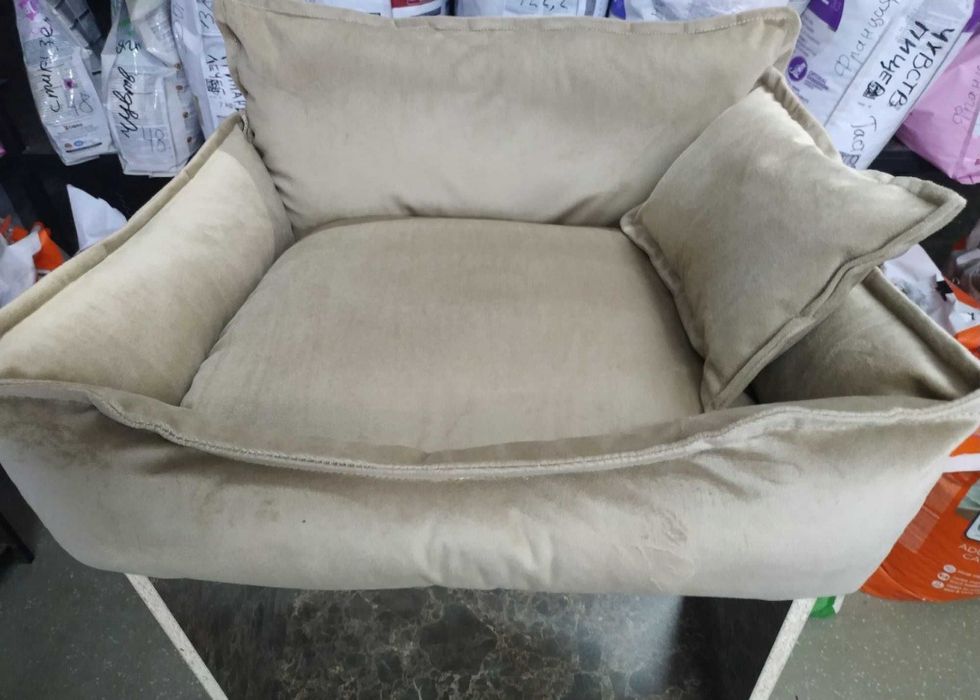 Лежанка для кошек или собак под заказ и в наличии.есть доставка