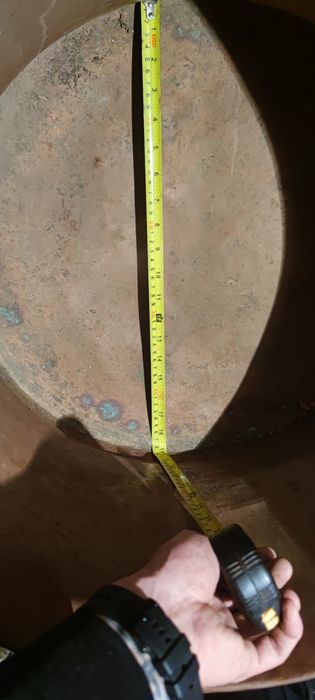 Продавам два медни казана