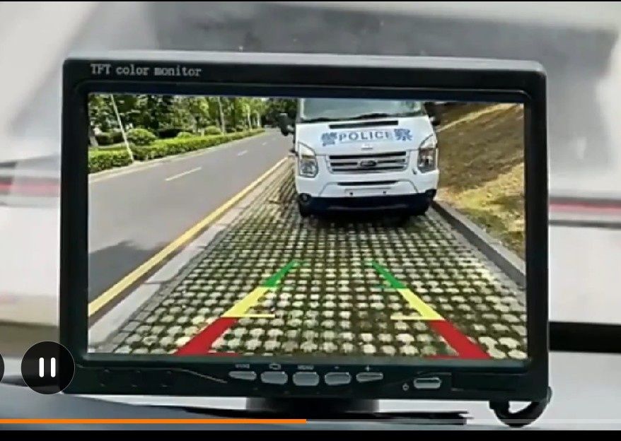 Камера заднего вида.