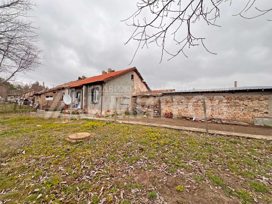 Продава се Къща в Нови пазар - 55 кв.м за 418 €/кв.м - Снимка #20