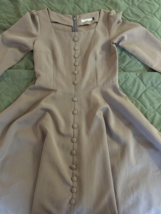 Платье средней длины, 44 р