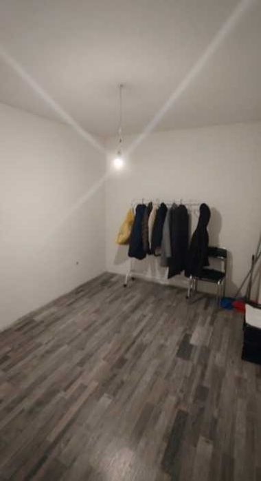 Дава се под наем Тристаен апартамент в София, Изток - 130 кв.м за 767 € - Снимка #7