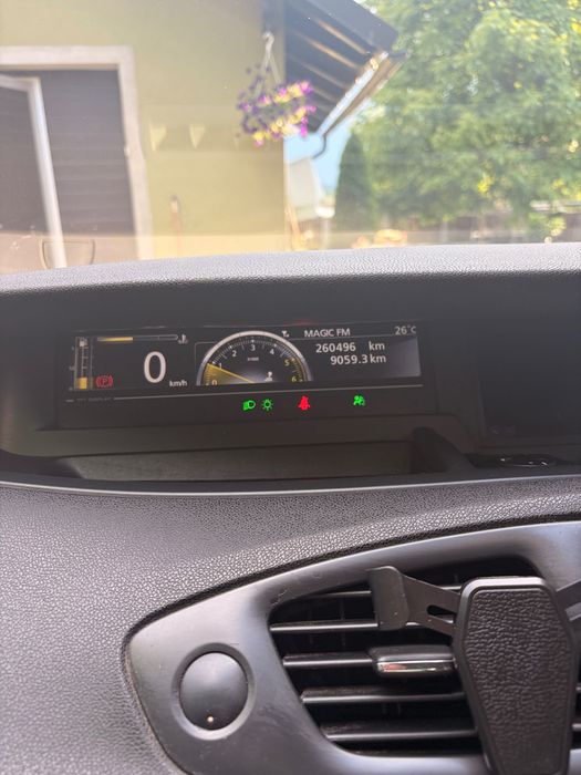 RENAULT Scenic 2013 — imagine 2