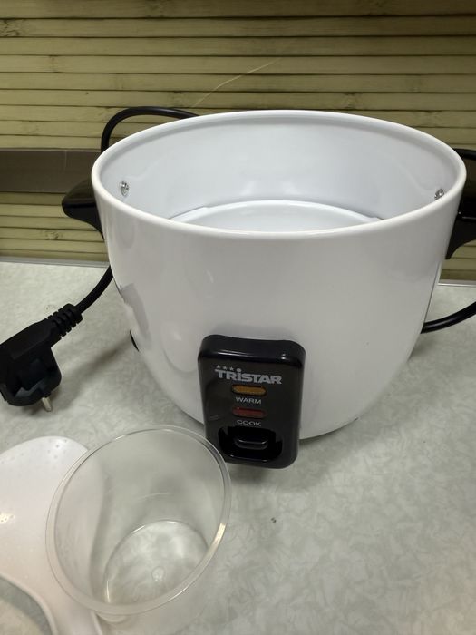 Оризоварка Tristar RK-6117