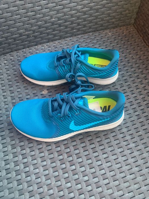 Adidasi Nike copii
