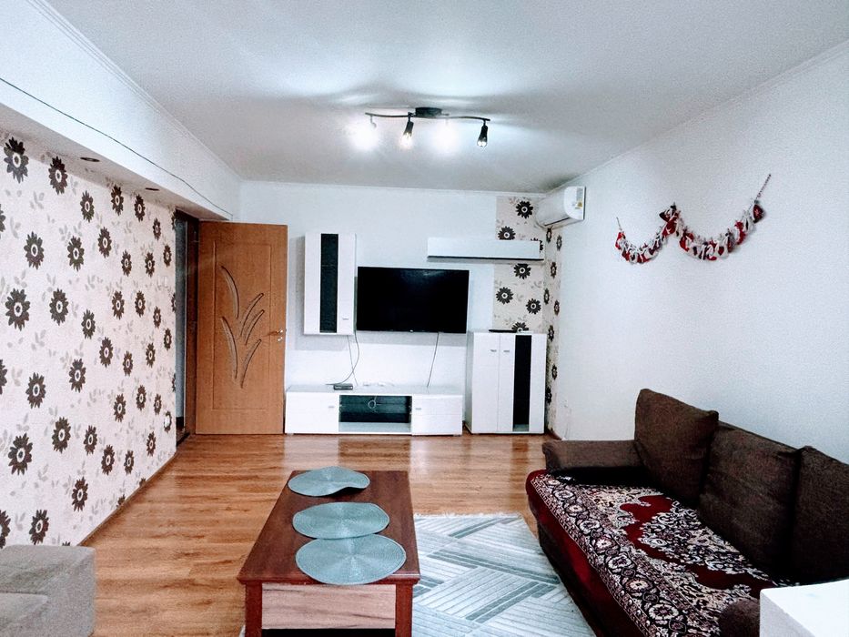 Apartament de inchiriat 3 camere etaj 1 in centrul orasului  Sebes