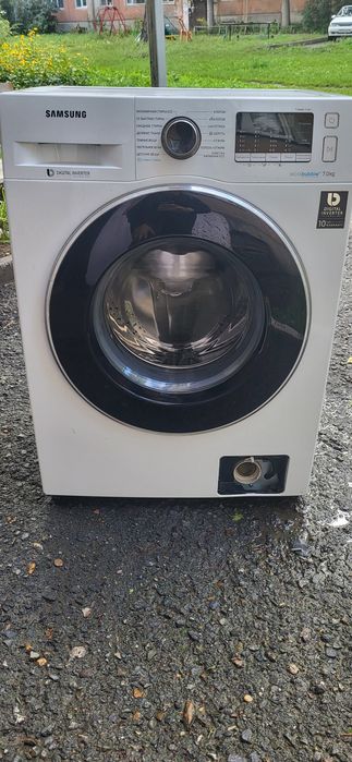 Продам стиральную машинку