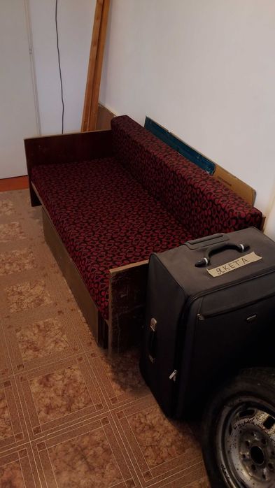 Разтегаемо канапе,без забележки.2 в 1.