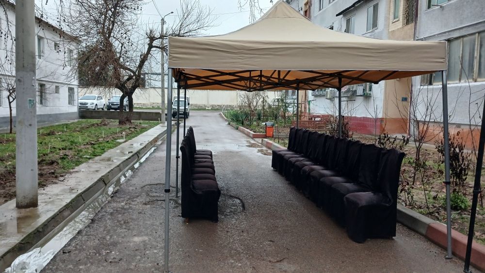 24/7 Prakat. Zontik (shatyor) To'y va boshqa marosimlar uchun stol stu